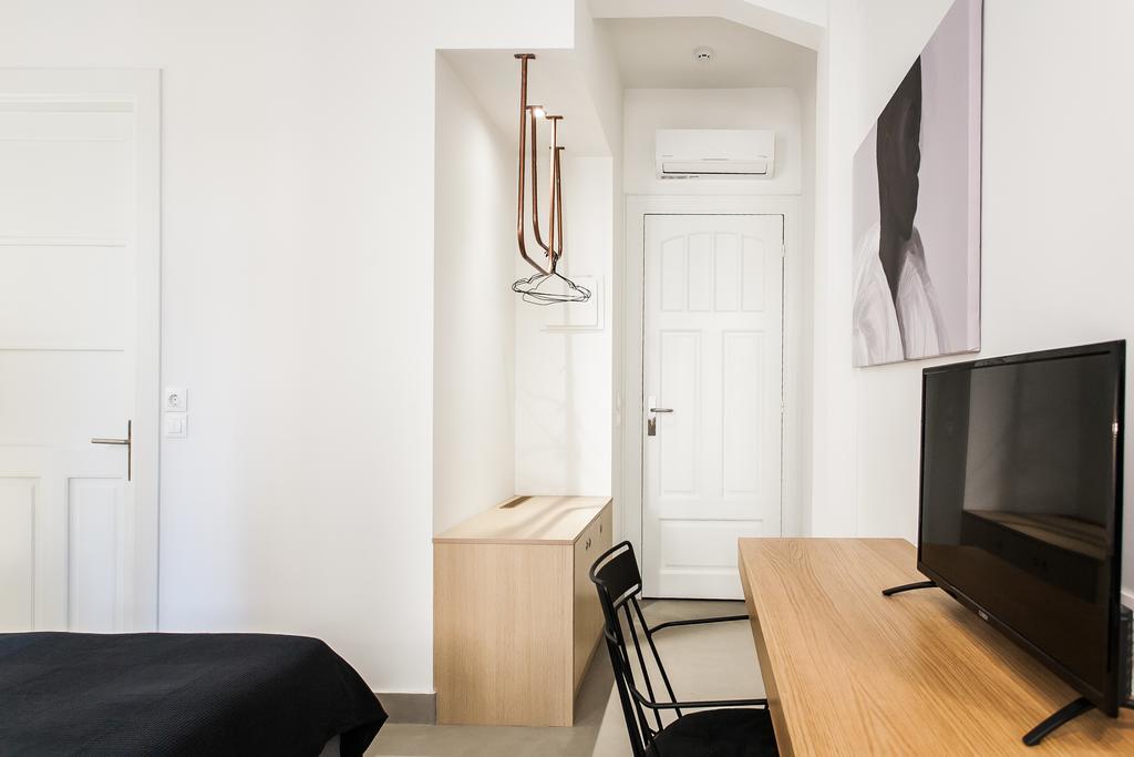 Monk Suites By Mlt At Ermou Athens Room photo